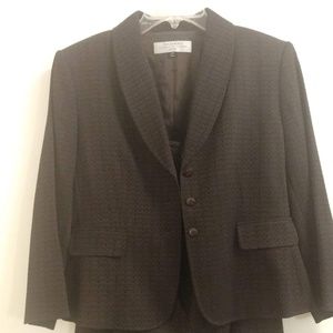 Women's Suit